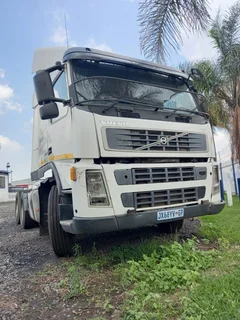 MASSIVE SALE — 2007 Volvo FH 400 Tag Axle Truck