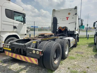 MASSIVE SALE – 2014 Renault Premium Lander 440 Double Axle Truck