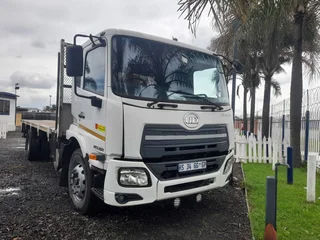 Massive Sale — 2018 UD Croner PKE 250 Flatdeck | 8 Ton with Pocket Poles