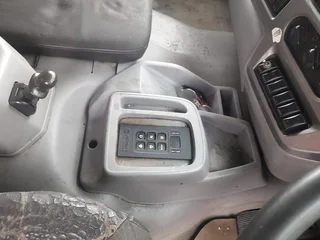 Massive Sale — 2018 UD Croner PKE 250 | 8 Ton | Flatdeck with Pocket Poles