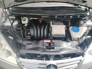 2011 MERCEDES BENZ A200 FACELIFT SPEC