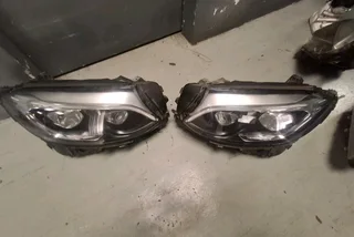 Mercedes Benz GLC W253 xenon Headlights available in store
