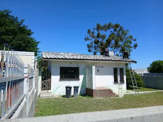 Roof Pressure Hoze Cleaning