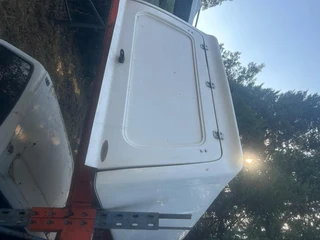 Nissan NP 300 lwb blank canopy