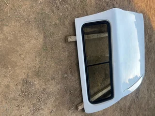 Isuzu double cab canopy