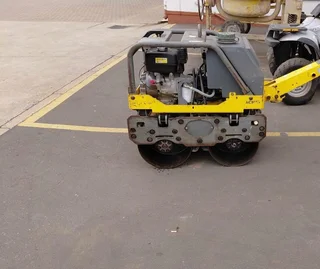 Wacker neuson walk behind vibrating roller