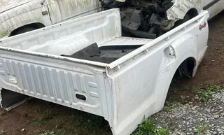 2020 isuzu lwb load bin