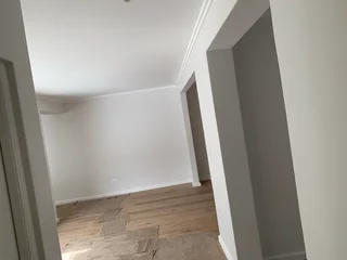 Painter and carpenter available Cape Town