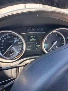 Mercedes ML350 AUTO PETROL WHITE