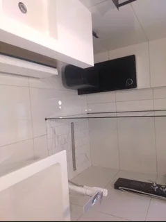 HANDYMAN AND HOME RENOVATORS TILER CARPENTER BUILDER DRYWALL PAINTER PLUMBER WATERPROOFING