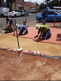 HANDYMAN AND HOME RENOVATORS TILER CARPENTER BUILDER DRYWALL PAINTER PLUMBER WATERPROOFING