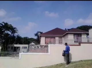 HANDYMAN AND HOME RENOVATORS TILER CARPENTER BUILDER DRYWALL PAINTER PLUMBER WATERPROOFING