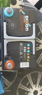 Dixon premium battery &amp; 300W Goldstone Inverter with battery charger 30Amps