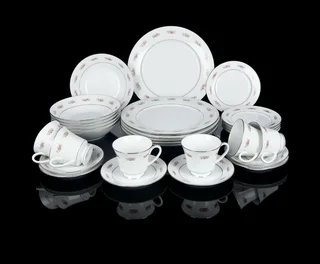 SOLD* Noritake ‘Petula’ 23-Piece Dinner & Tea Set – R800 (Quick Sale)