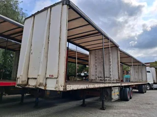 Tautliners, flat deck hire