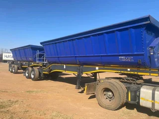 Tri axel, supperlink trailers for hire