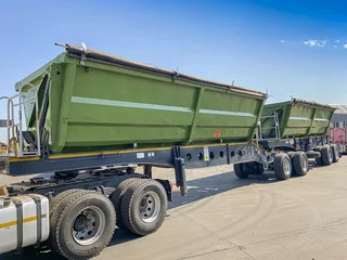 Flat decks ,side tippers for hire