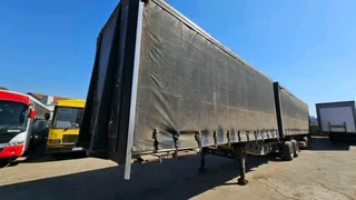 Tautliner trailers available for hire