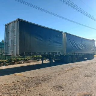 Tautliner trailers available for hire