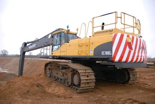 EXCAVATORS FOR CONTRACTS,TRUCKS