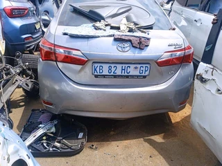 Toyota Corolla prestige 2018 model 1.8 engine