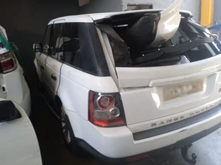 Range Rover Sport HSE 2013 model 4.2 engine