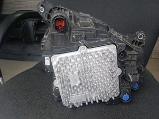 Range rover defender headlight 2022 model