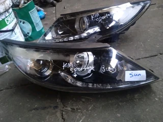 Kia Sportage 2016 model headlight