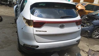 Kia Sportage 2019 model 2.0 engine auto