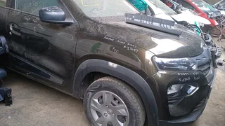 Renault kwid 2020 model 1.0 engine