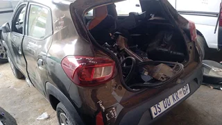 Renault kwid 2020 model 1.0 engine