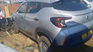 Renault KIGER 2022 model 1.0 engine