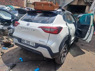 Nissan Magnite 2022 Model 1.0 Engine