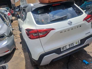 Nissan MAGNITE 2022 model 1.0 engine