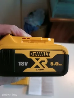 DeWalt 5.0AH battery new