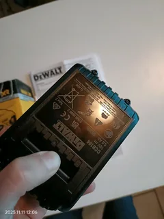 DeWalt 5.0AH battery new