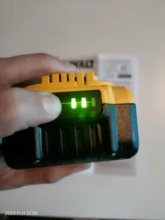 DeWalt 5.0AH battery new