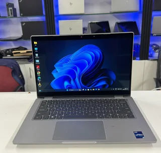 Dell Latitude 5330 | 2 in 1 Touchscreen | i7 12th gen