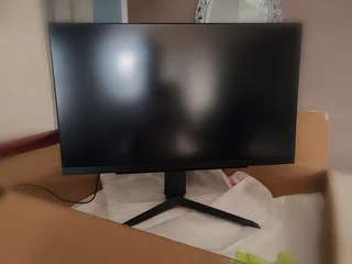 LG 27GR75Q-B Gaming Monitor | Good Condition