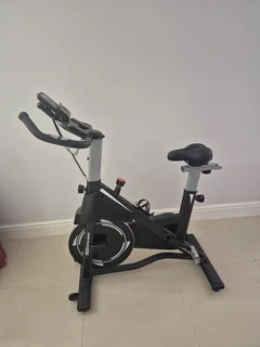 Everlast Edge Spin Bike
