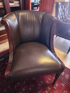 1x Gordon Fraser Genuine Leather Chair