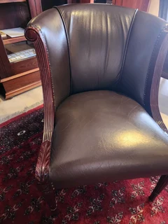 1x Gordon Fraser Genuine Leather Chair