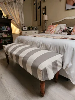 Beautiful Bed End / Ottoman