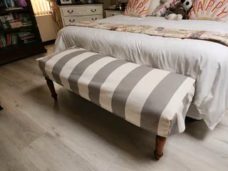 Beautiful Bed End / Ottoman