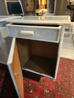 2x Bedroom Pedestals