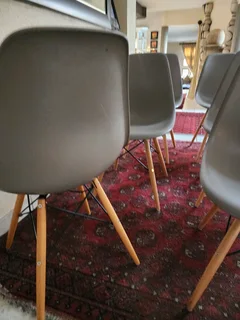 6x Eiffel Chairs