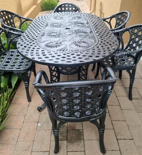 Cast Aluminium Outdoor Set