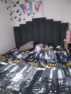 Double bed with headboard