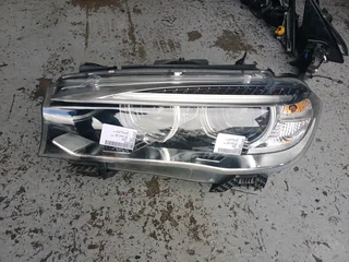 BMW X5 F15 HEADLIGHTS