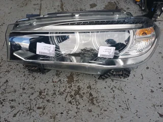 BMW X5 F15 HEADLIGHTS